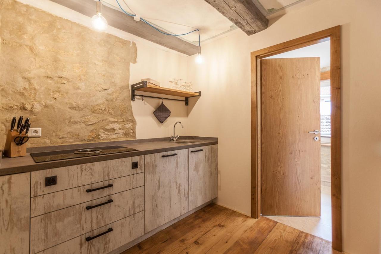 Baumgartners Dreiseithof - Historisch, Modern, Zentral Appartement Bad Krozingen Buitenkant foto