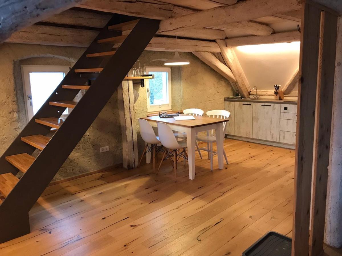 Baumgartners Dreiseithof - Historisch, Modern, Zentral Appartement Bad Krozingen Buitenkant foto