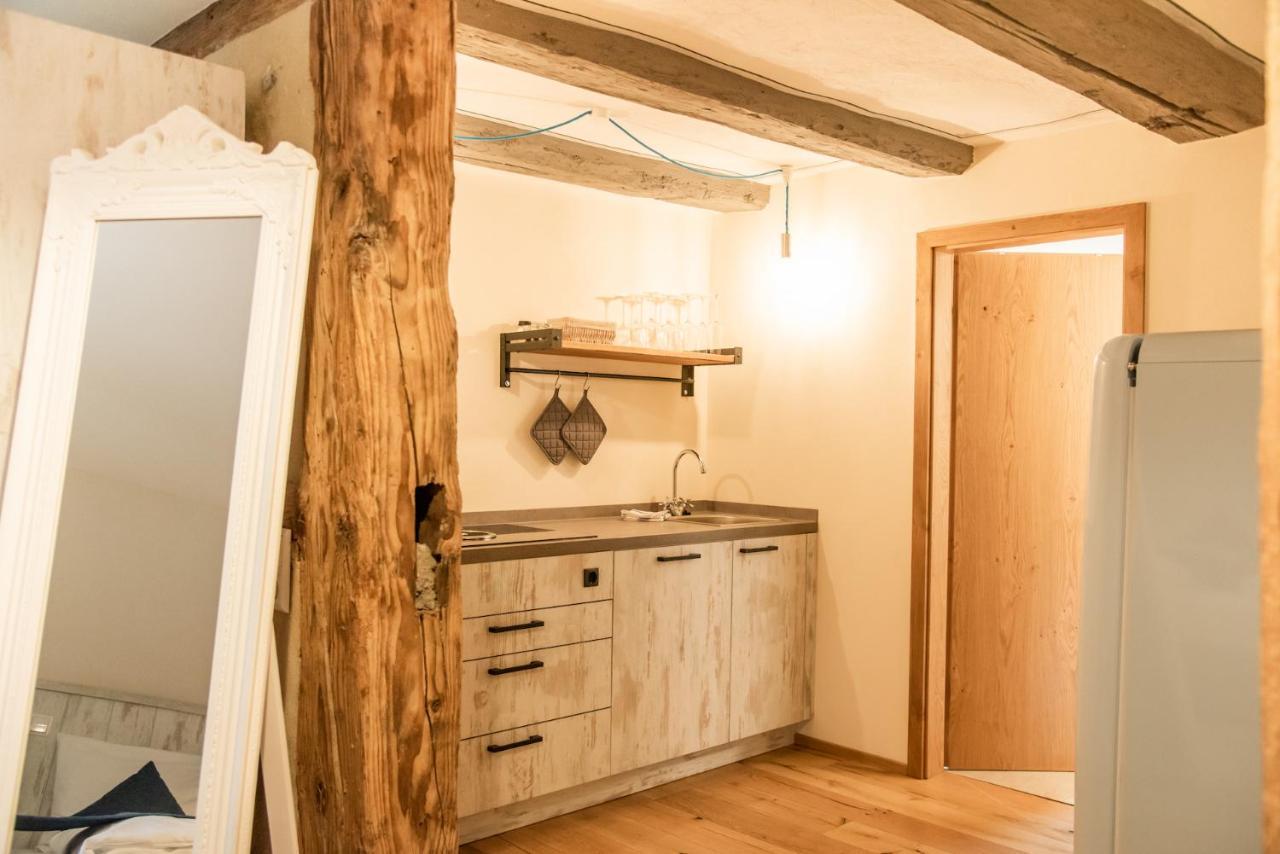 Baumgartners Dreiseithof - Historisch, Modern, Zentral Appartement Bad Krozingen Buitenkant foto