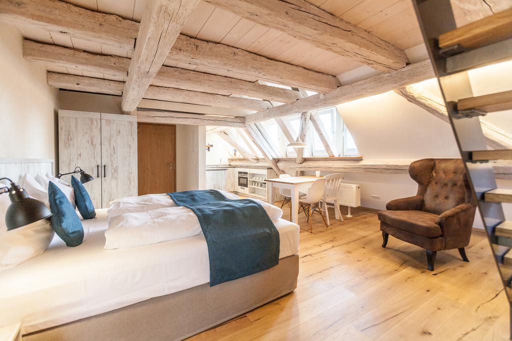 Baumgartners Dreiseithof - Historisch, Modern, Zentral Appartement Bad Krozingen Buitenkant foto
