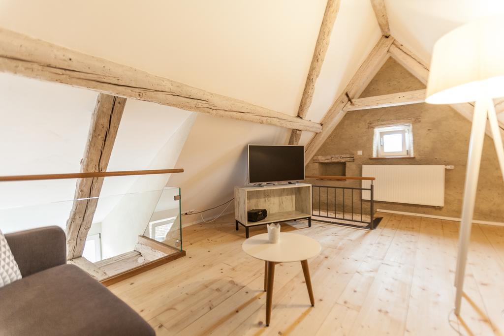 Baumgartners Dreiseithof - Historisch, Modern, Zentral Appartement Bad Krozingen Buitenkant foto